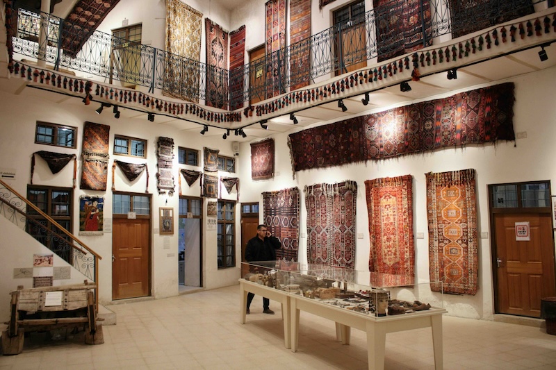 Rug Investment Guide